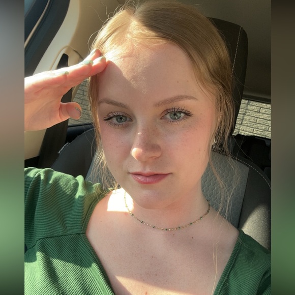 Meet your Posher, Karly - Picture 1 of 1